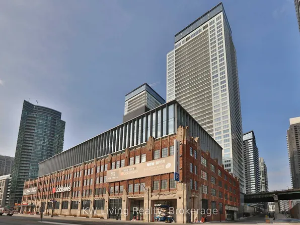 19 Bathurst St #4210, Toronto, ON M5V 2N9