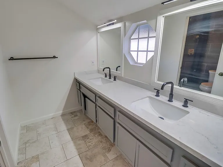 3222 Old Bridgeport Way — Photo 26