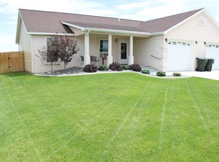 571 Santa Fe Trl, Powell, WY 82435