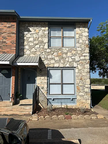 3005 Whisper Oaks Ln #A Photo 1
