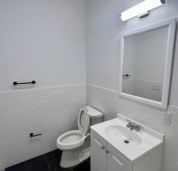 203 Bedford Ave #3 — Photo 15