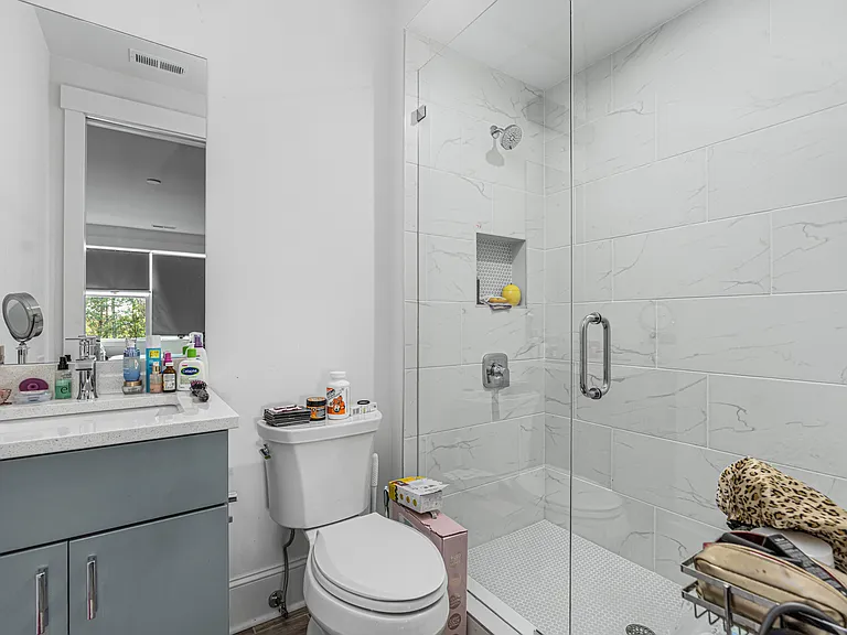 10119 Laurier Ln — Photo 62