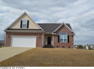 329 Gatsby Dr, Raeford, NC 28376