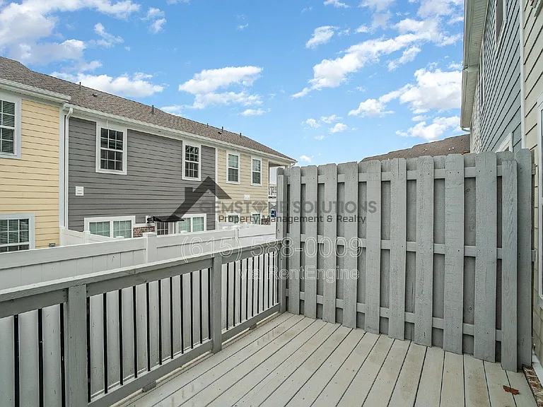 217 Kinsale Dr — Photo 13