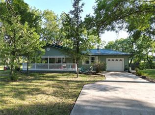 2272 Shawnee Rd, Ottawa, KS 66067