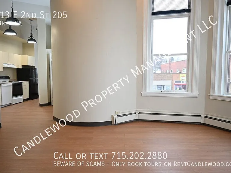 713 E 2nd St #205 — Photo 13