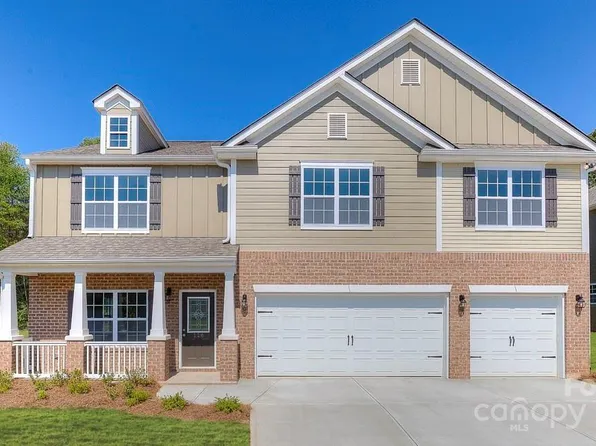 8067 Kennesaw Dr, Gastonia, NC 28056