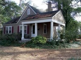 1813 Queen St, Fayetteville, NC 28303