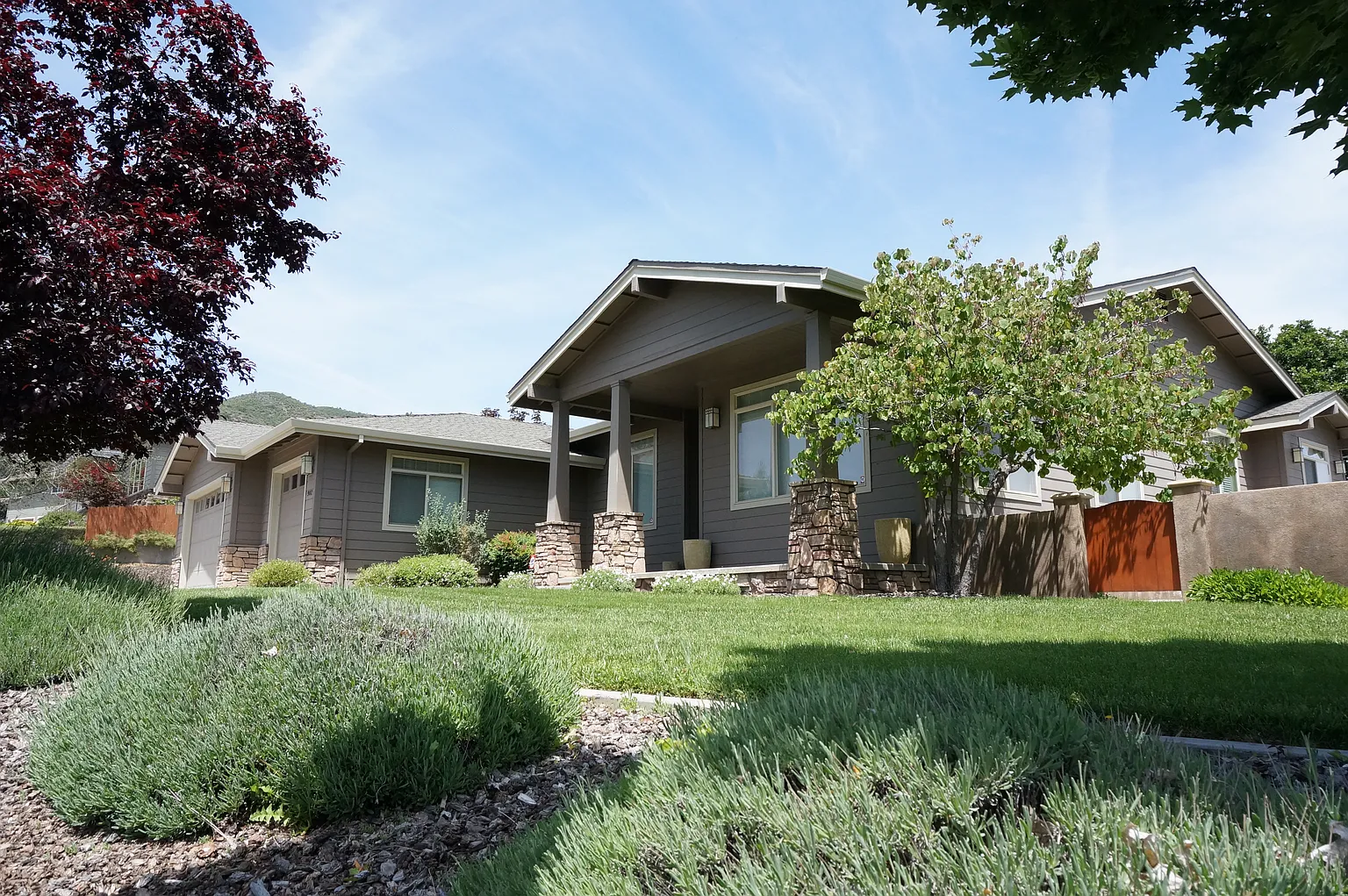 902 Northview Cir photo 1