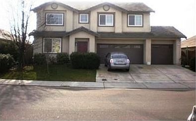1st image of 2676 Wisteria Ln
