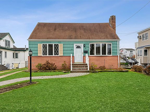 2nd image of 36 Bayside Pl