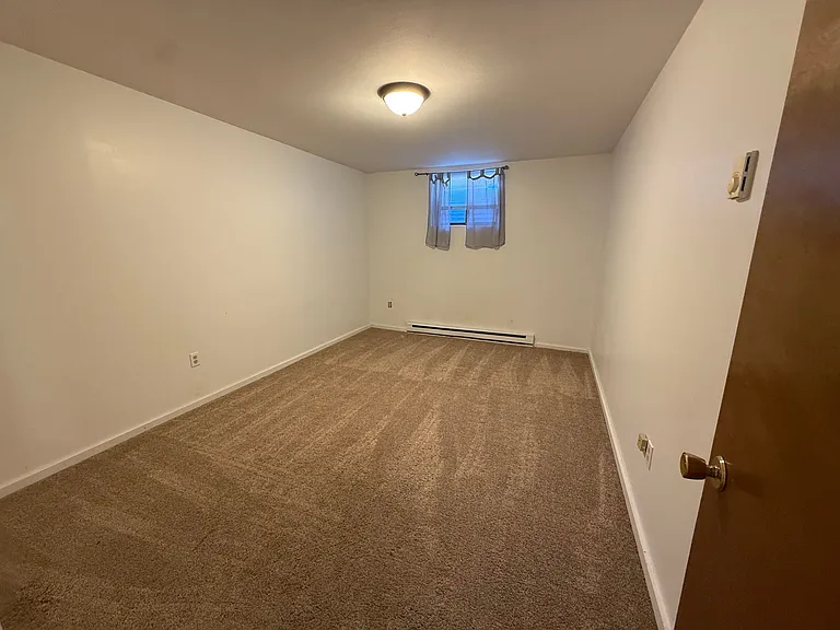 545 Coulee Dr — Photo 38