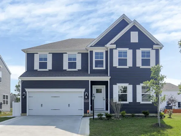 611 Timber Valley Dr, Pataskala, OH 43062