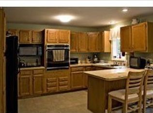 131 Wheel Wright Rd, Hampstead, NH 03841