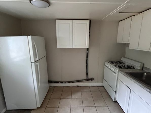 148 W Park Ave #7
