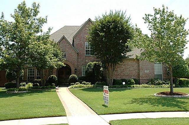 1st image of 307 Martel Ln