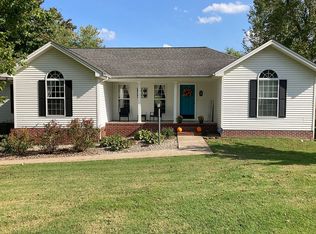 212 Autumn Ridge Rd, Glasgow, KY 42141