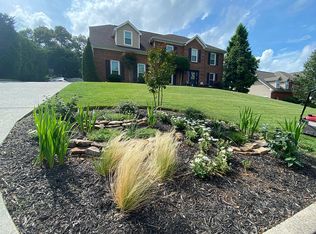 1421 Autumn Ridge Dr, Knoxville, TN 37922