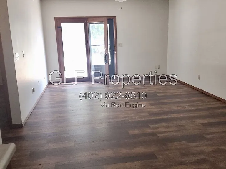 605 N 12th St #4 — Photo 3