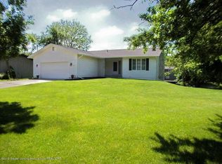 10222 Lafayette Ln, Dimondale, MI 48821