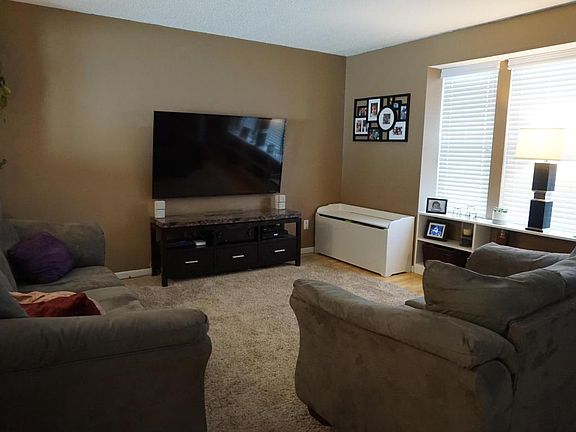 4th image of 2989 Bismark Dr