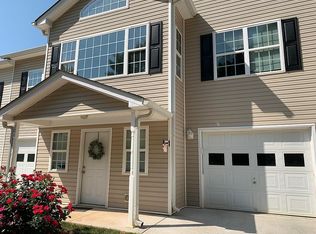 106 Pointe Cir, Dahlonega, GA 30533