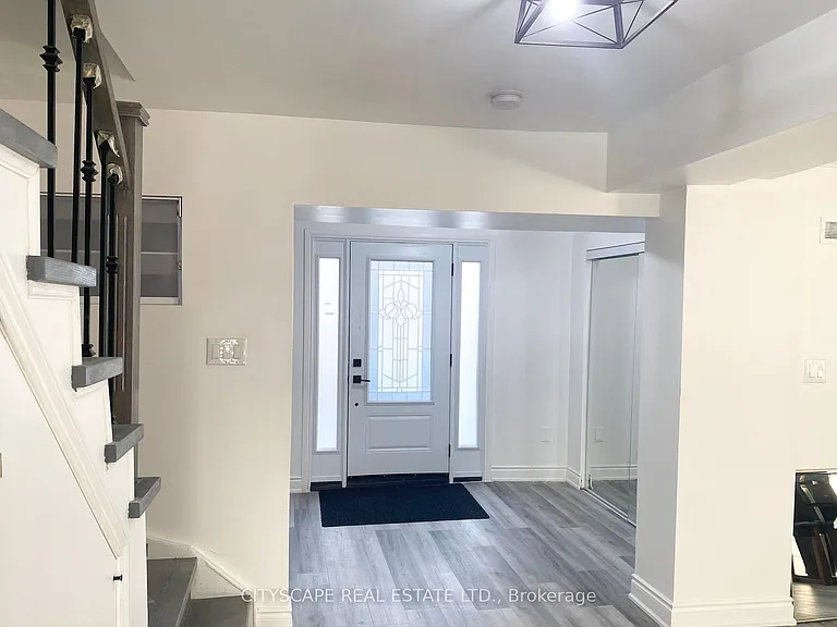 48 Seabreeze Cres — Photo 7