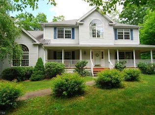 8 Frederick Pl, Sparta, NJ 07871