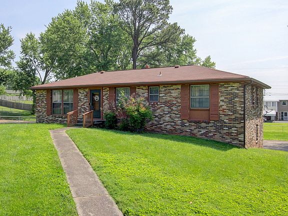 2nd image of 1586 Elberta Dr