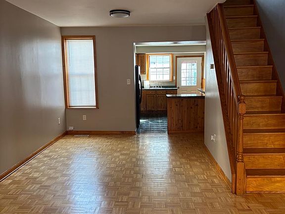 3rd image of 3157 Livingston St