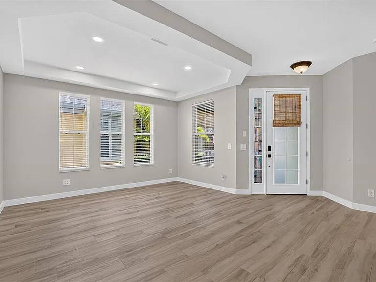 5508 Golden Isles Dr — Photo 15
