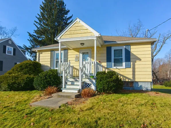 6 Didonato Ave, Webster, MA 01570