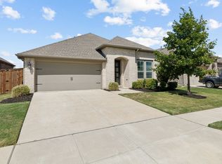 1521 Eclipse Rd, Aubrey, TX 76227