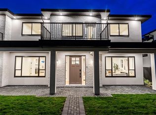 646 Girard Ave #101, Coquitlam, BC V3K1S8