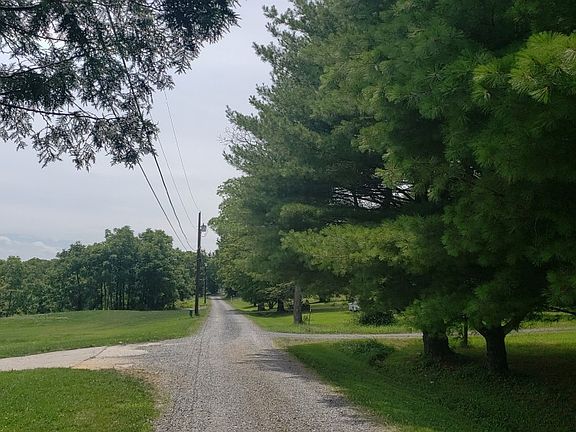 5th image of 169 Whitetail Ln