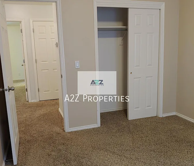 1258 W Bridalwood Loop — Photo 14
