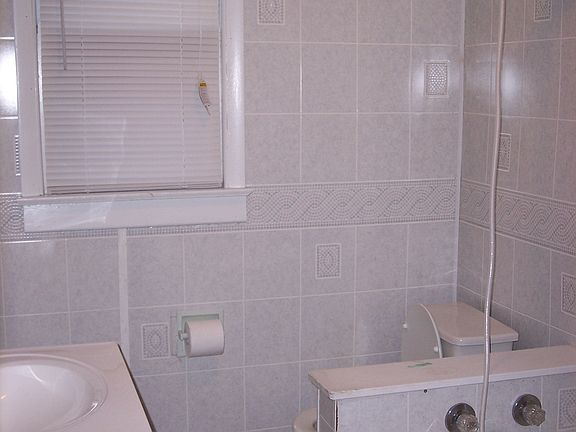 5th image of 2207 Independence Ave #2