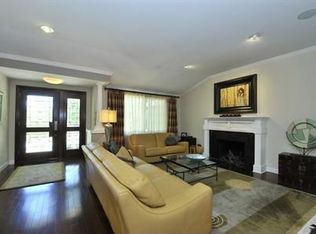 14490 Oak Pl, Saratoga, CA 95070