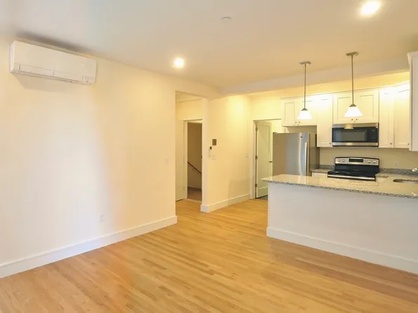 875 Beacon St, Boston, MA