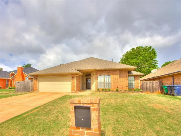 8213 Wilshire Ridge Dr, Oklahoma City, OK 73132