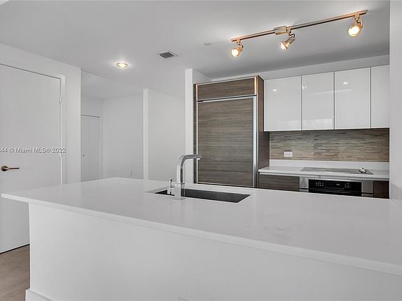 4th image of 1100 S Miami Ave #1702