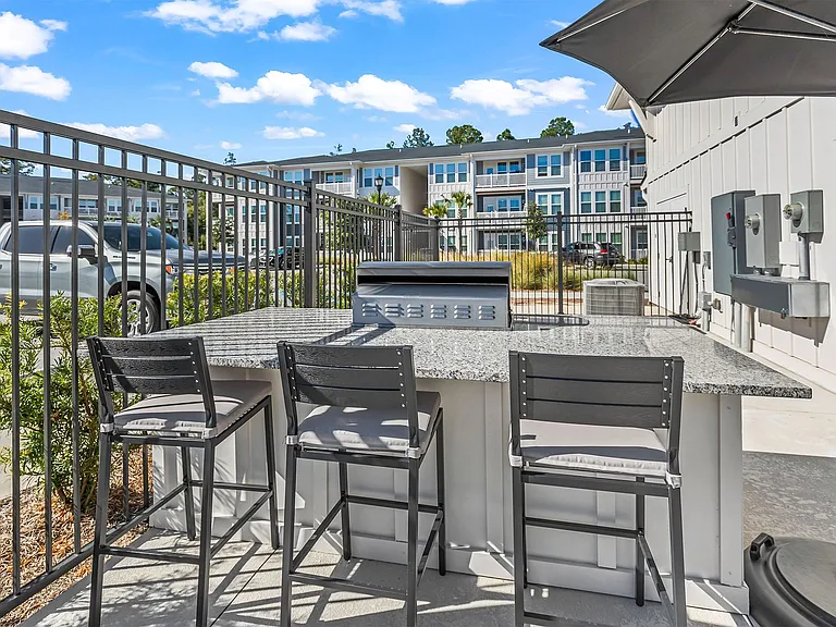 Bristol at New Riverside — Photo 10
