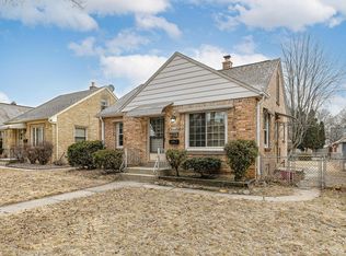 3012 N 79th St, Milwaukee, WI 53222