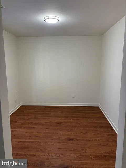 3 bed, 1.5 bath, 1280 sqft, $2,500 — Photo 4