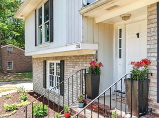 1736 Sulgrave Rd, Charleston, SC 29414