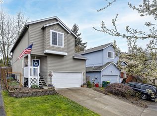 3272 Oakcrest Dr, Forest Grove, OR 97116