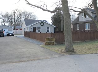 304 Dell Park Ave, Lockport, IL 60441