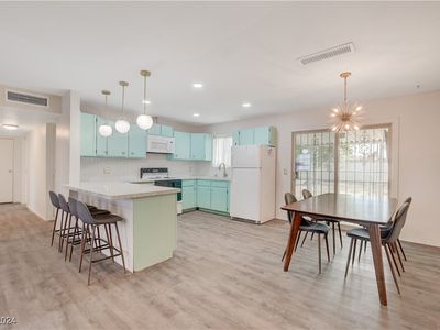 2212 Kirk Ave, Las Vegas, NV, 89101