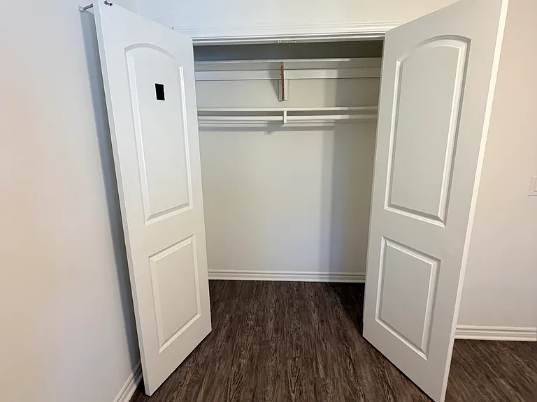 L'Abri Apartments — Photo 10