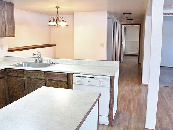 4th image of 88 F St